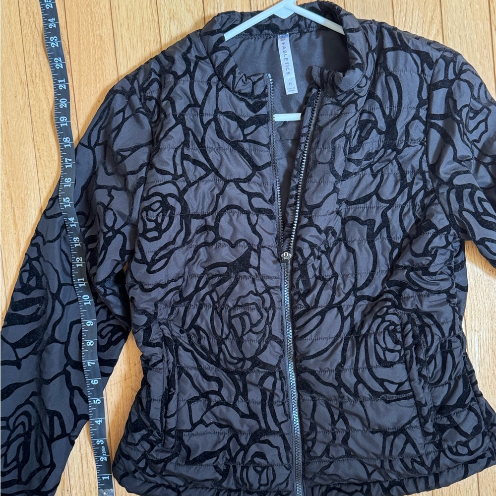 Fabletics Black Puffer Jacket with velvet Texture
